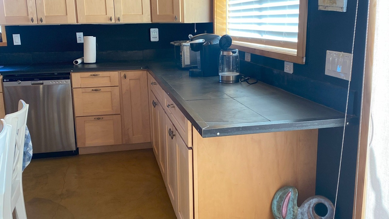 Photo of Kitchen in Yucca Valley