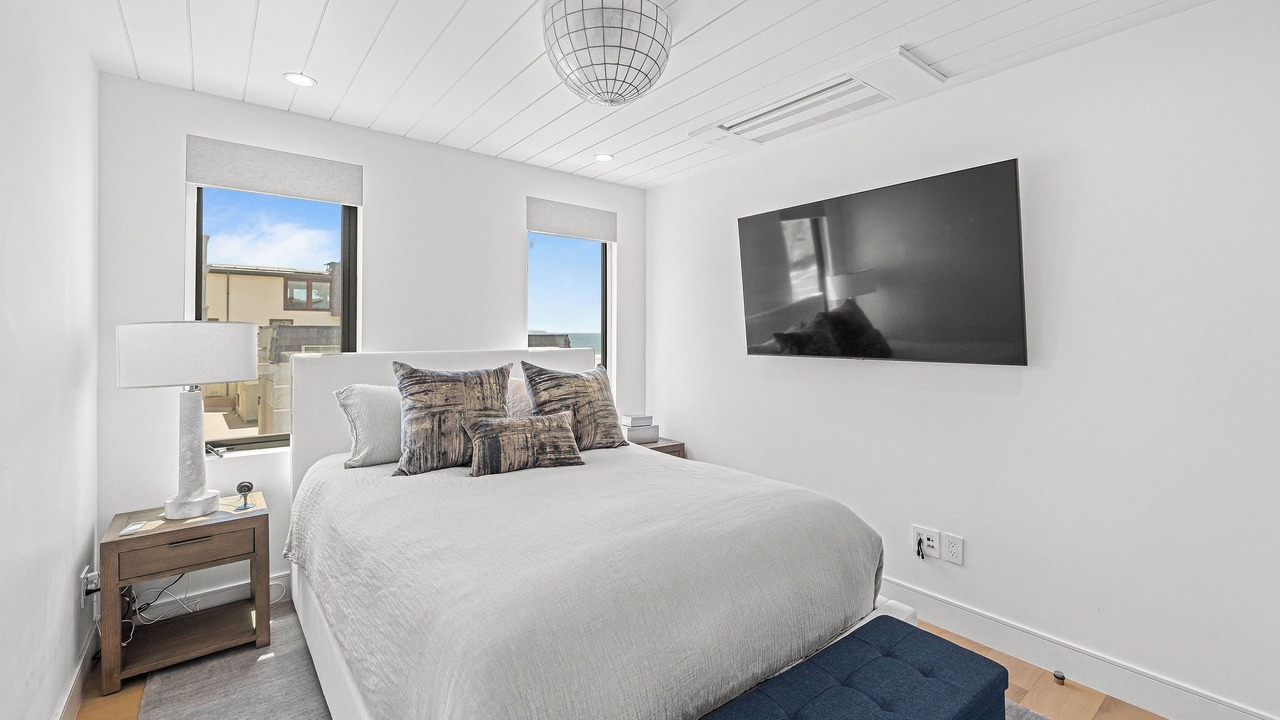 Photo of Bedroom in The Strand