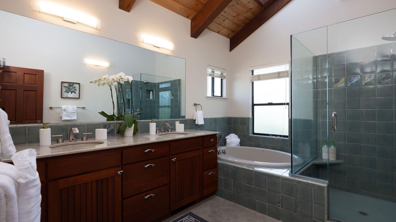 Photo of Bathroom in Moss Beach