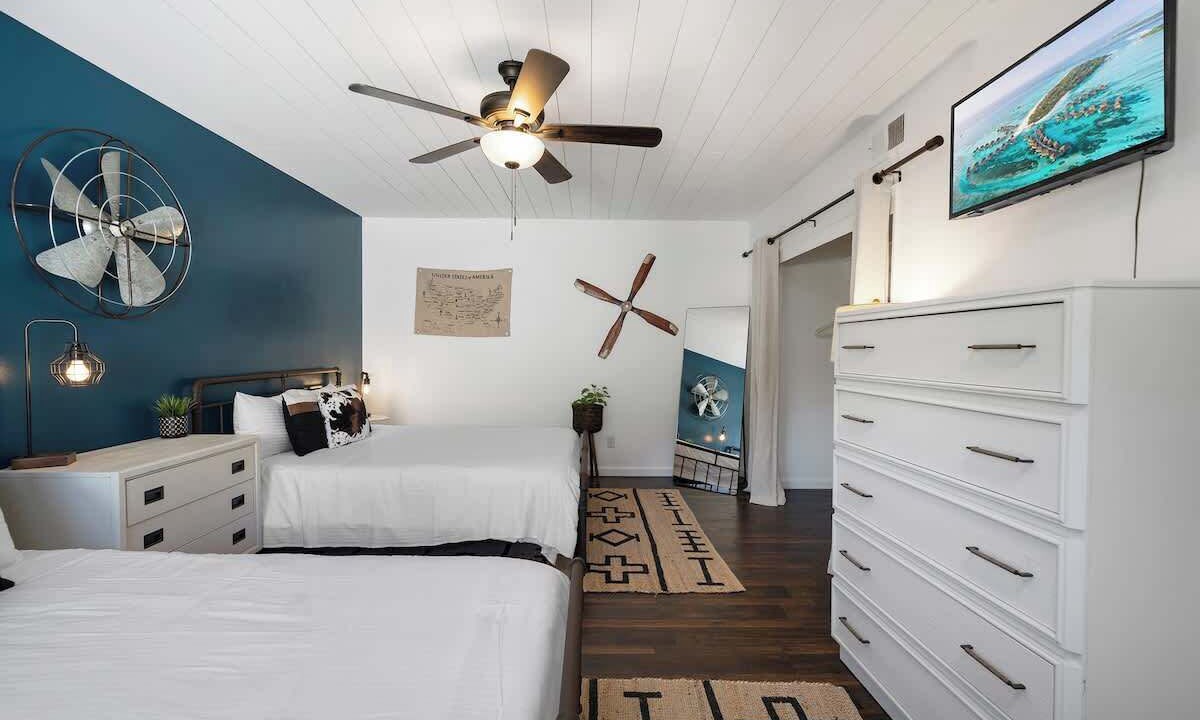 Photo of Bedroom in Valley Village