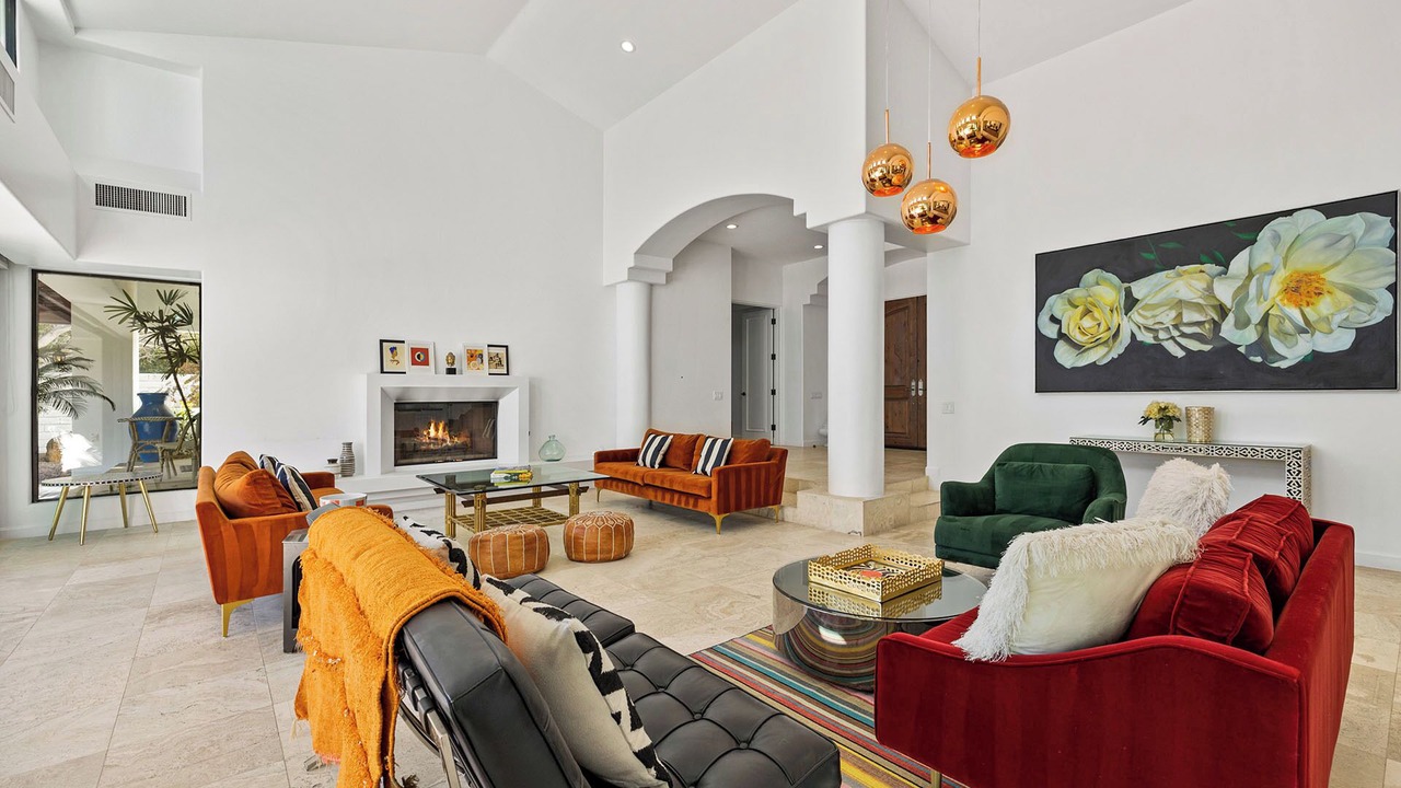Photo of Livingroom in The Mesa