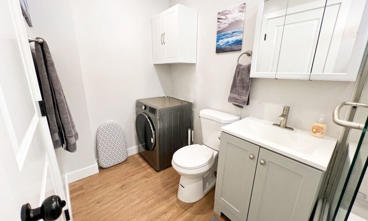 Photo of Bathroom in Burbank