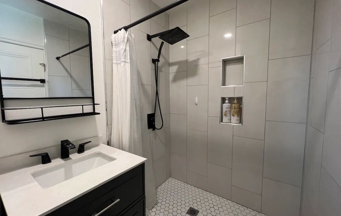 Photo of Bathroom in Santa Ana