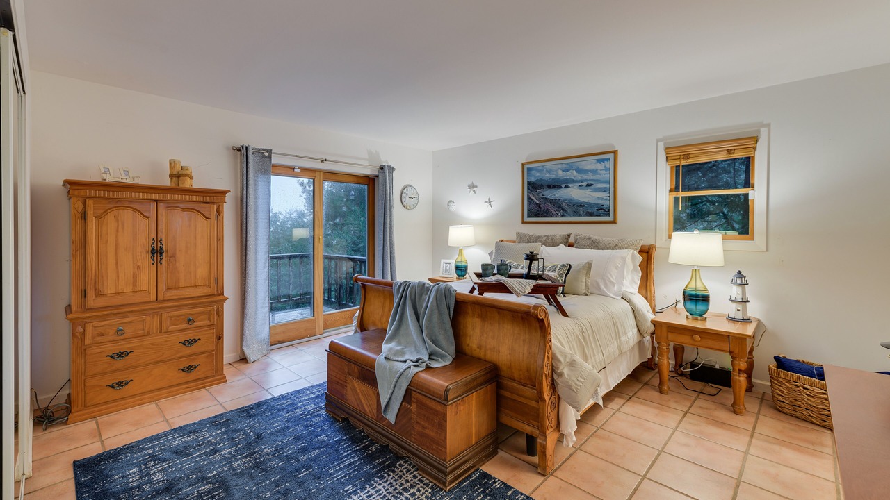 Photo of Livingroom in Gualala