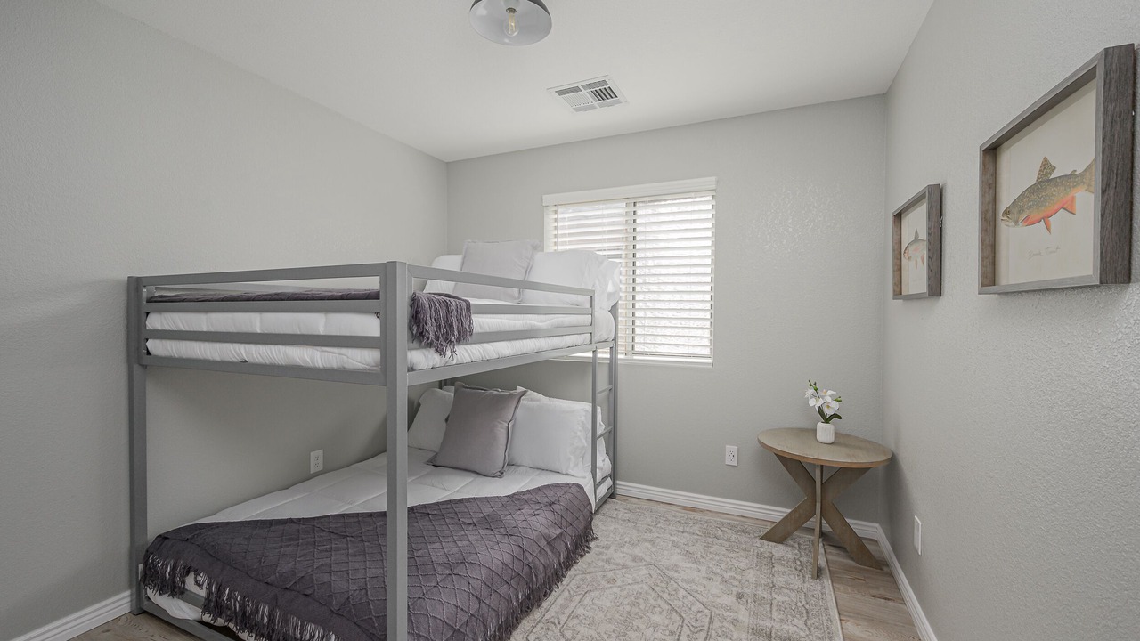 Photo of Bedroom in Holiday Shores
