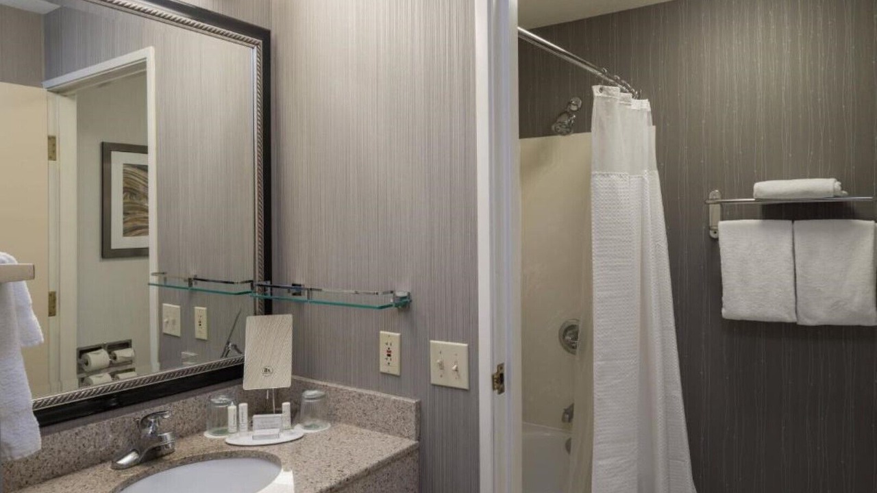 Photo of Bathroom in Nut Tree