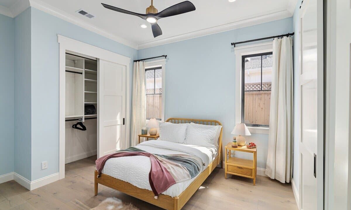 Photo of Bedroom in Silicon Valley