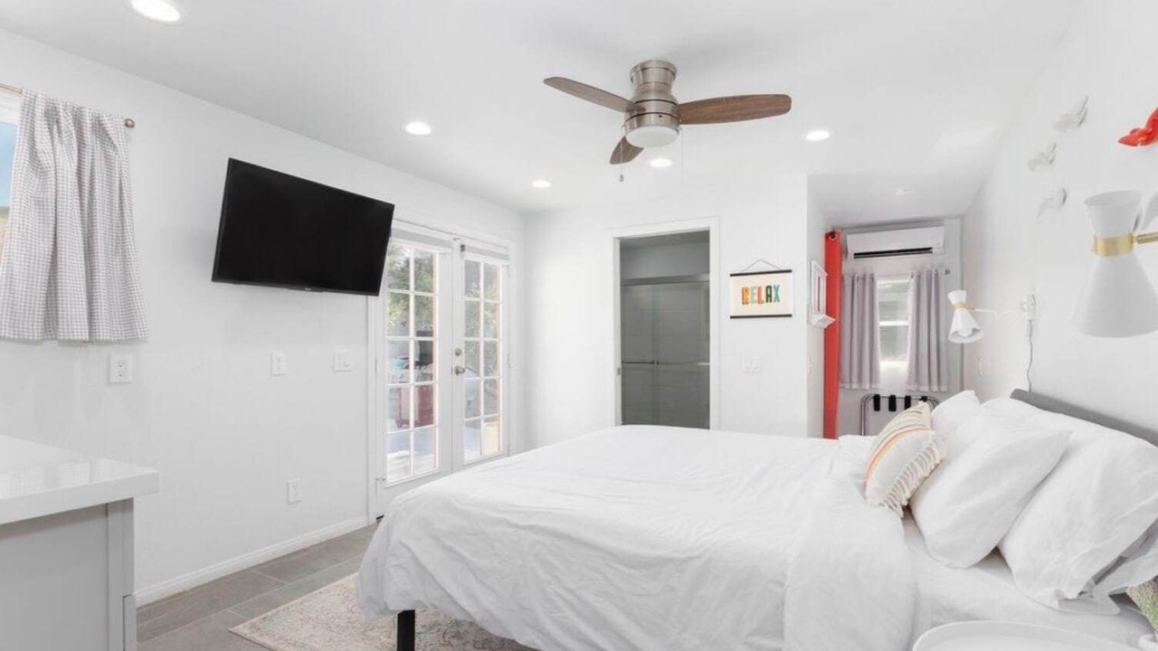 Photo of Bedroom in Desert Park Estates