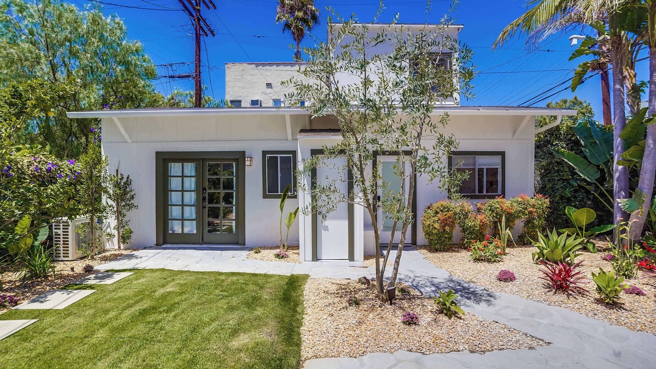Photo of Outdoor in Melrose