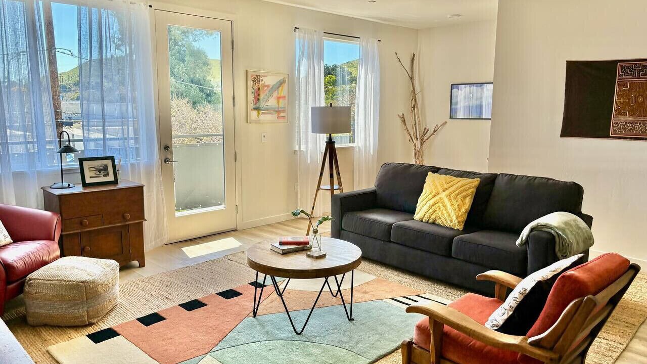 Photo of Livingroom in Railroad District