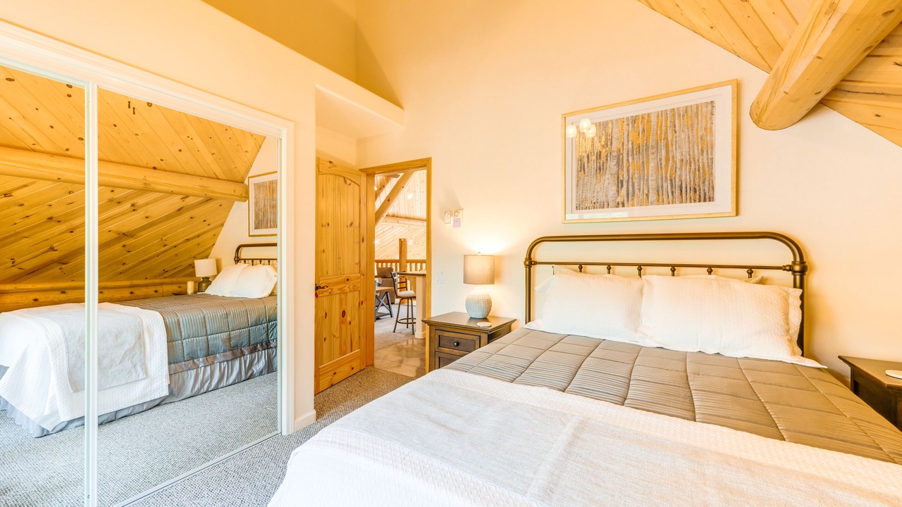 Photo of Bedroom in Shaver Lake