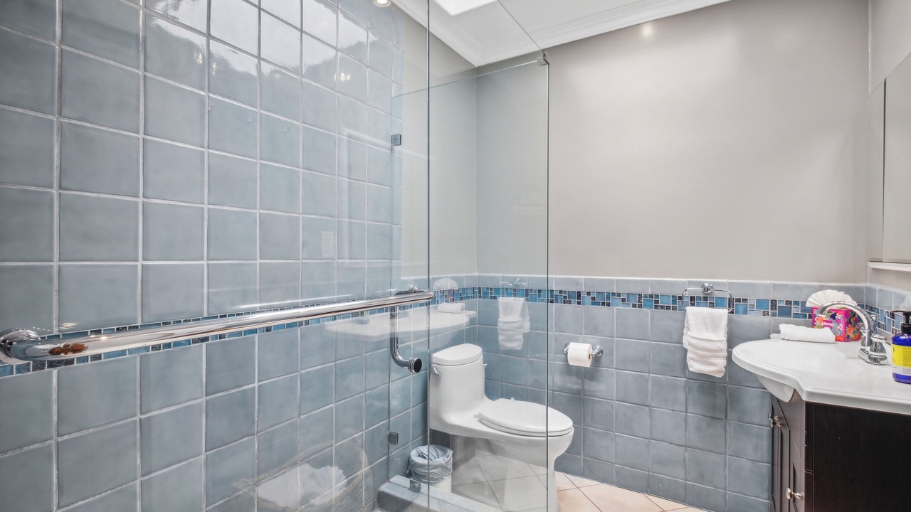 Photo of Bathroom in Laguna Beach