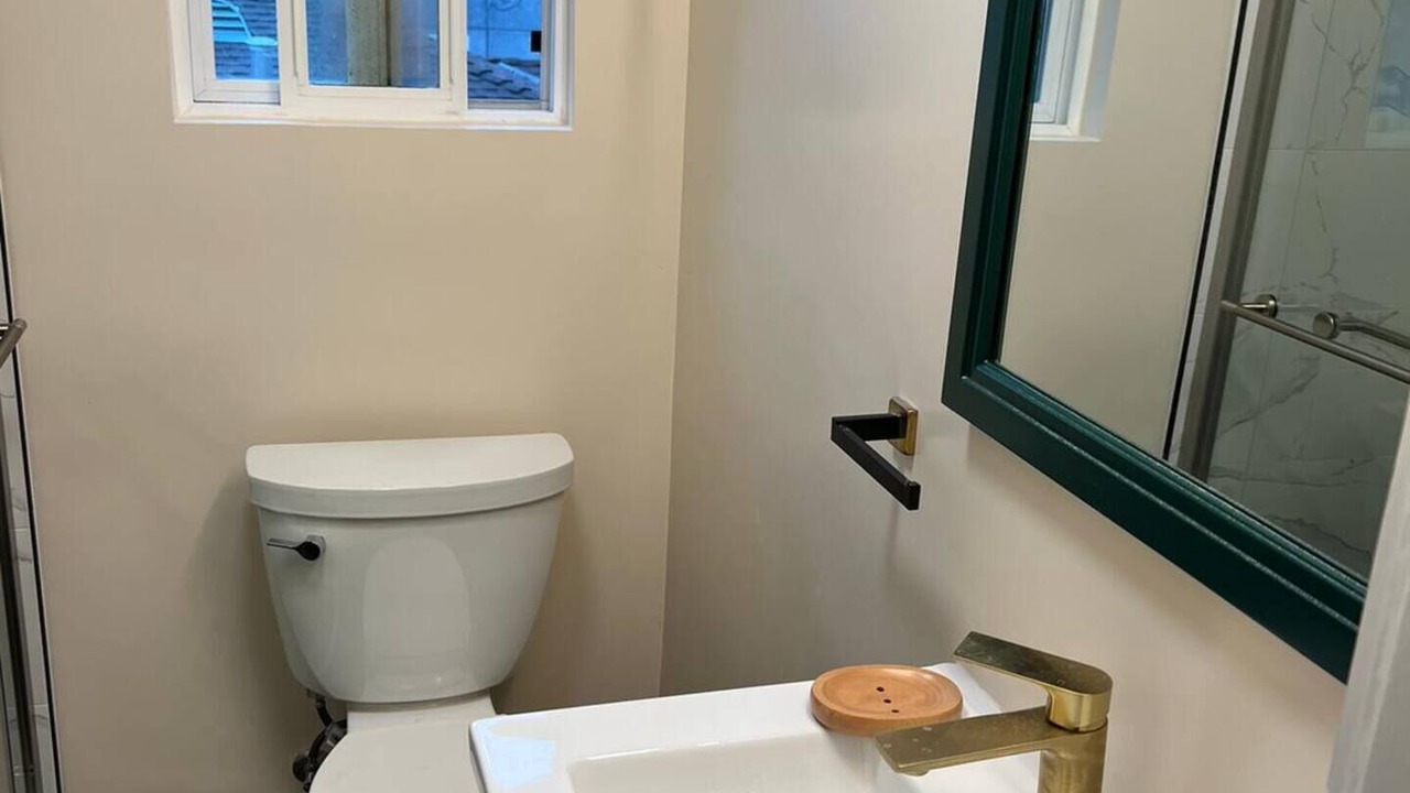 Photo of Bathroom in East Palo Alto
