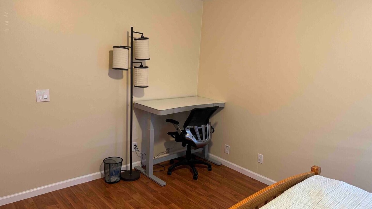 Photo of Bedroom in East Palo Alto