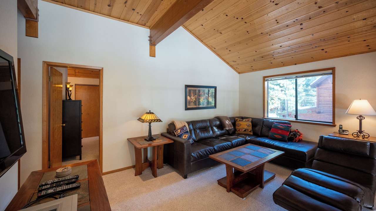 Photo of Livingroom in Truckee