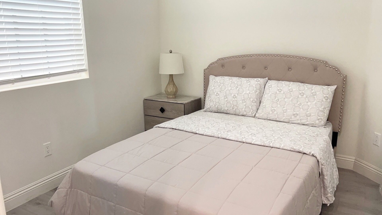 Photo of Bedroom in Pasadena