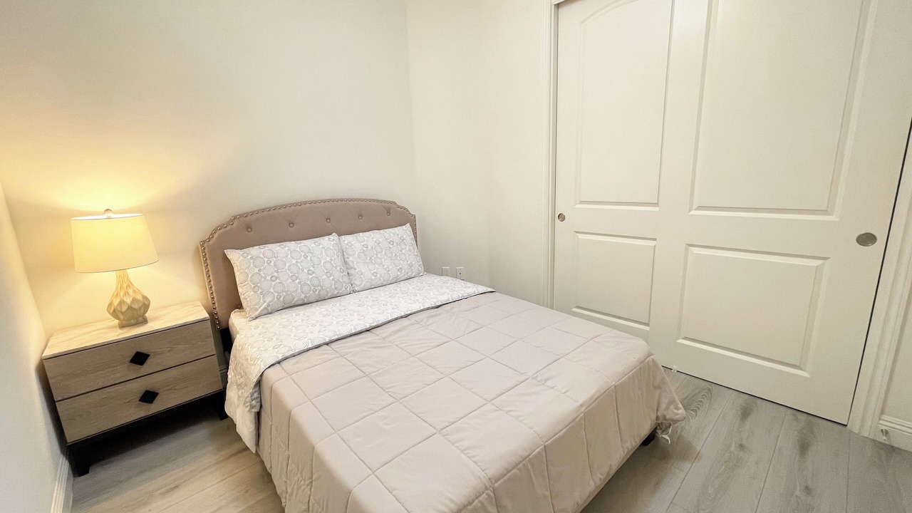 Photo of Bedroom in Pasadena