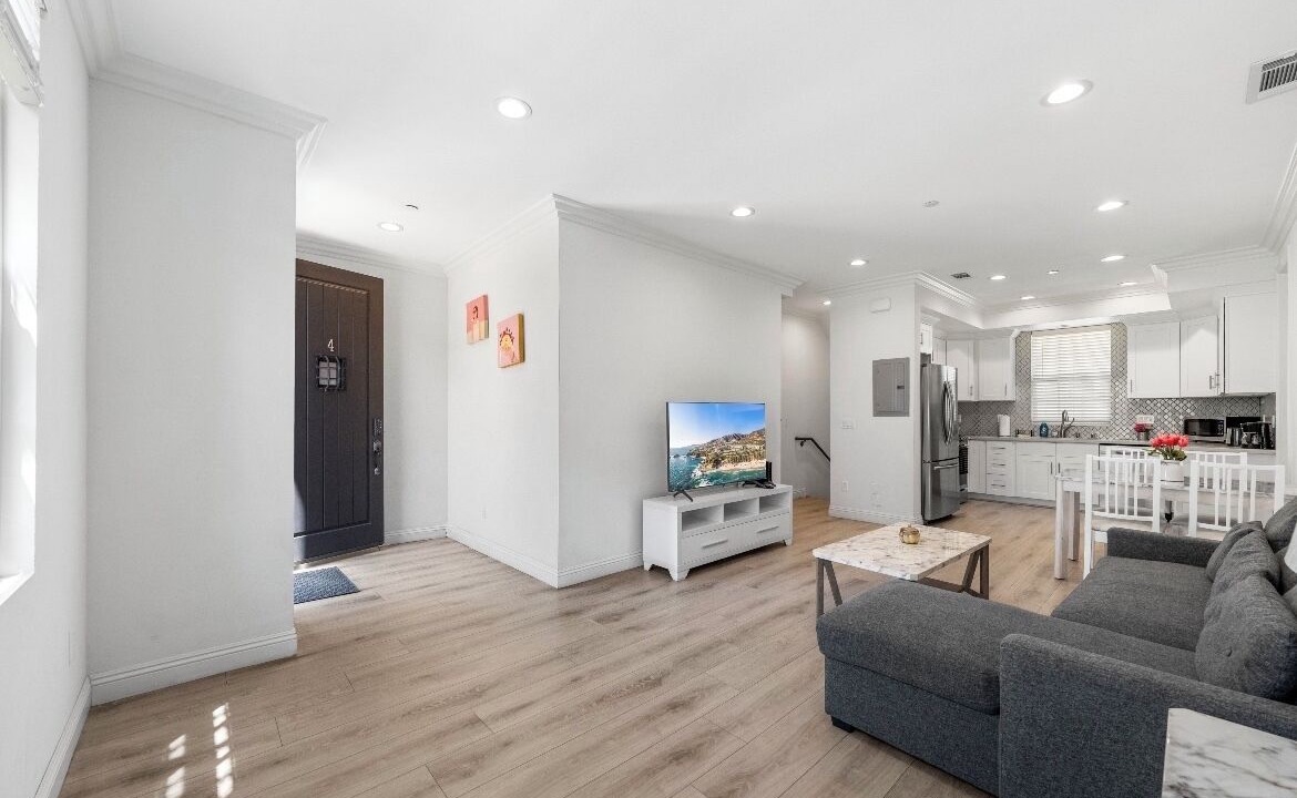 Photo of Livingroom in Pasadena