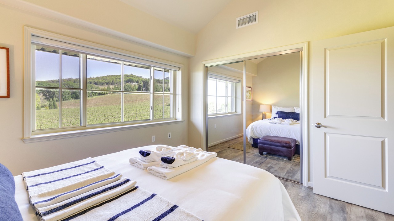 Photo of Bedroom in Kelseyville