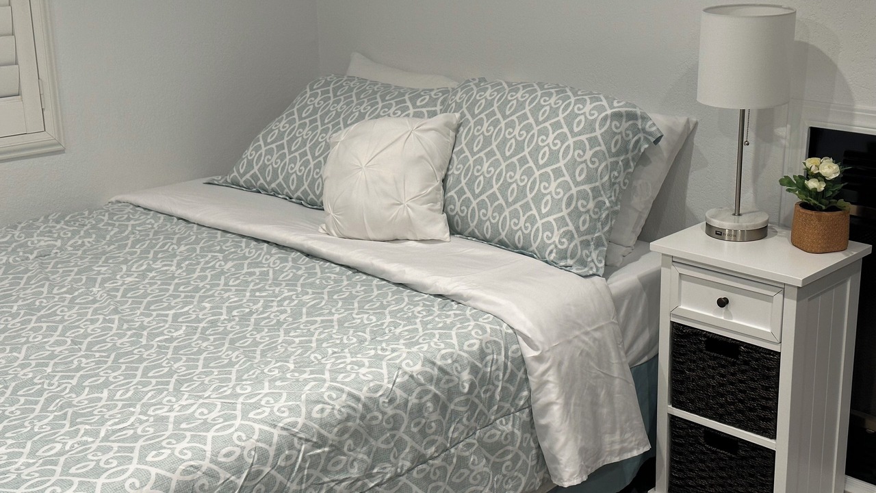 Photo of Bedroom in Orange