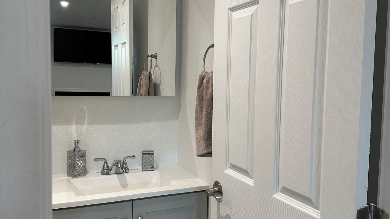 Photo of Bathroom in Orange