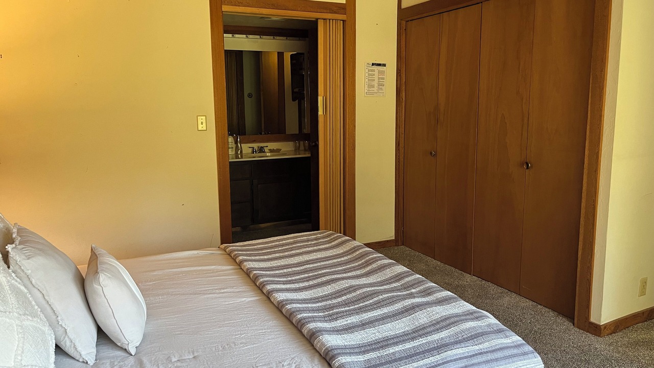 Photo of Bedroom in Olympic Valley