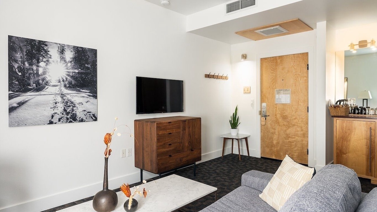 Photo of Livingroom in Truckee