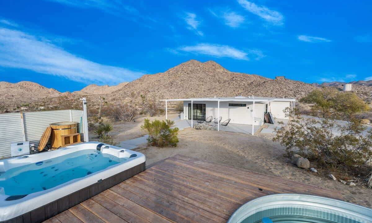 Photo of Patio Balcony in Joshua Tree Highlands