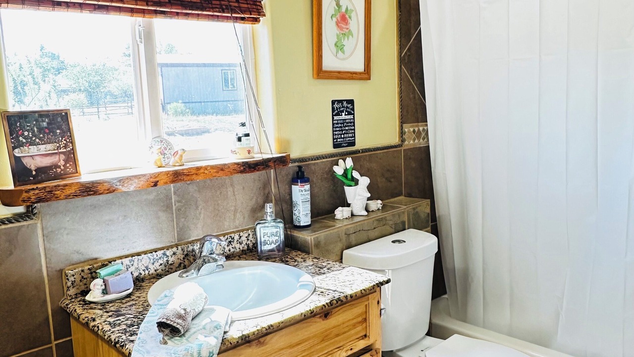 Photo of Bathroom in Camp Verde