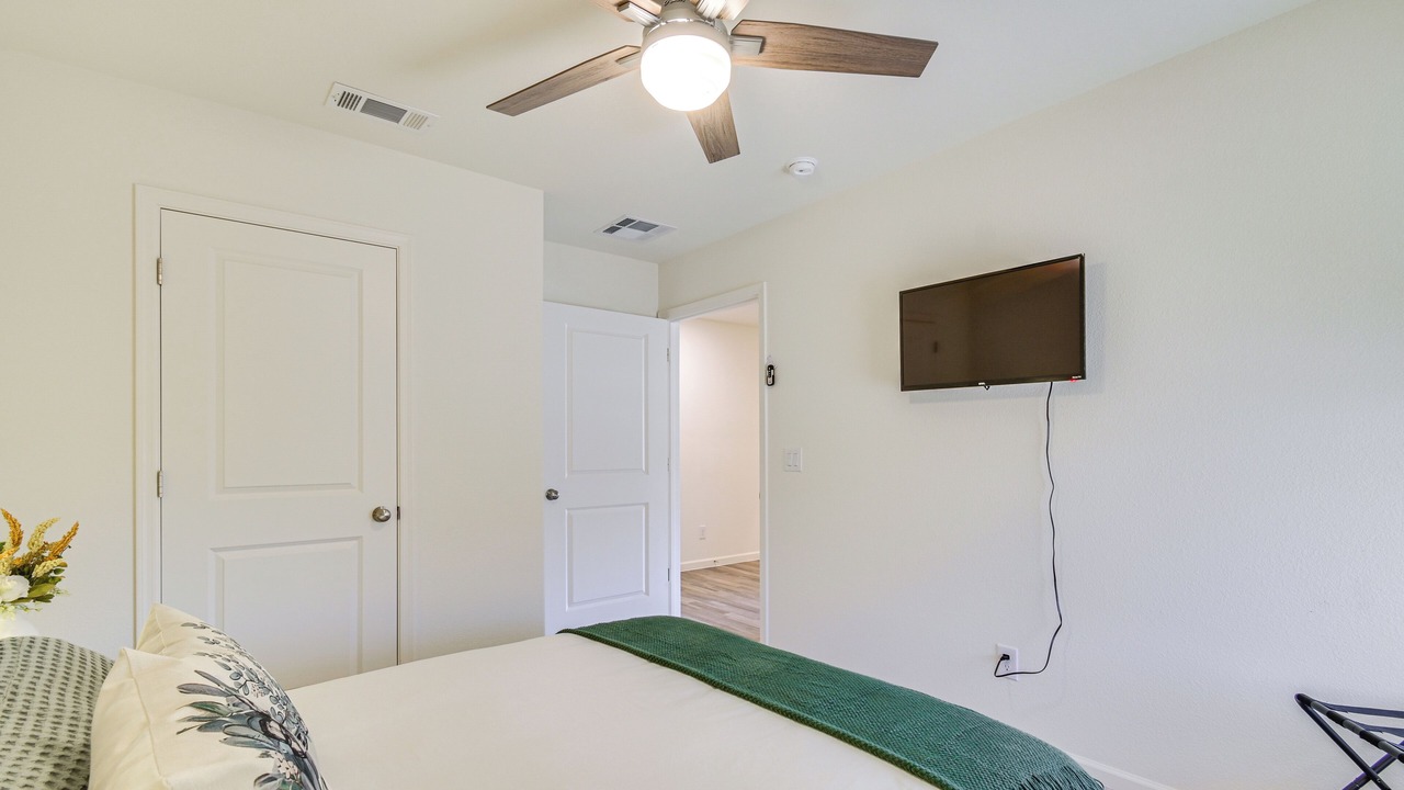 Photo of Bedroom in Mohave Valley