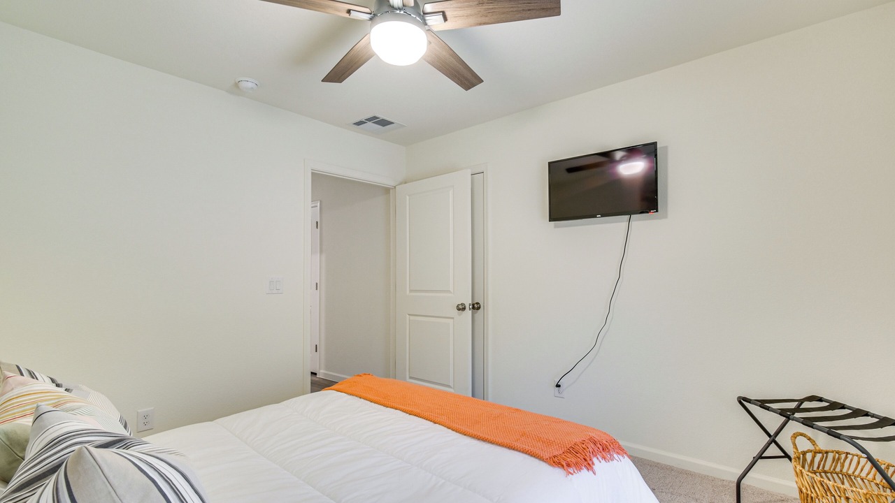Photo of Bedroom in Mohave Valley