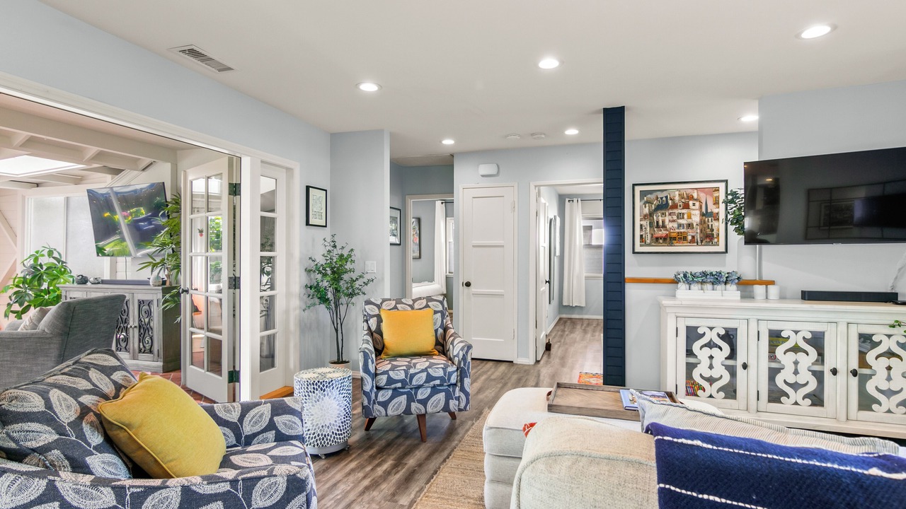 Photo of Livingroom in Ventura