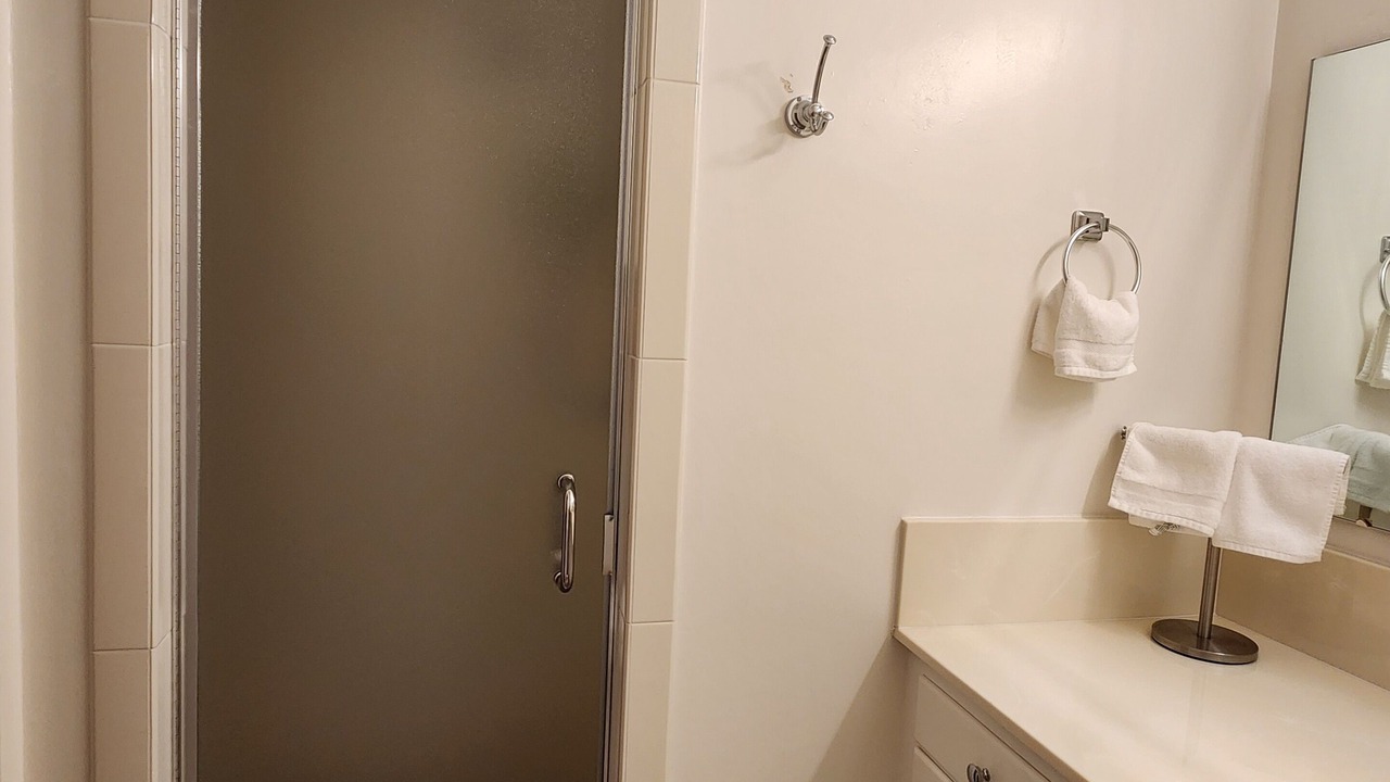 Photo of Bathroom in Arden-Arcade