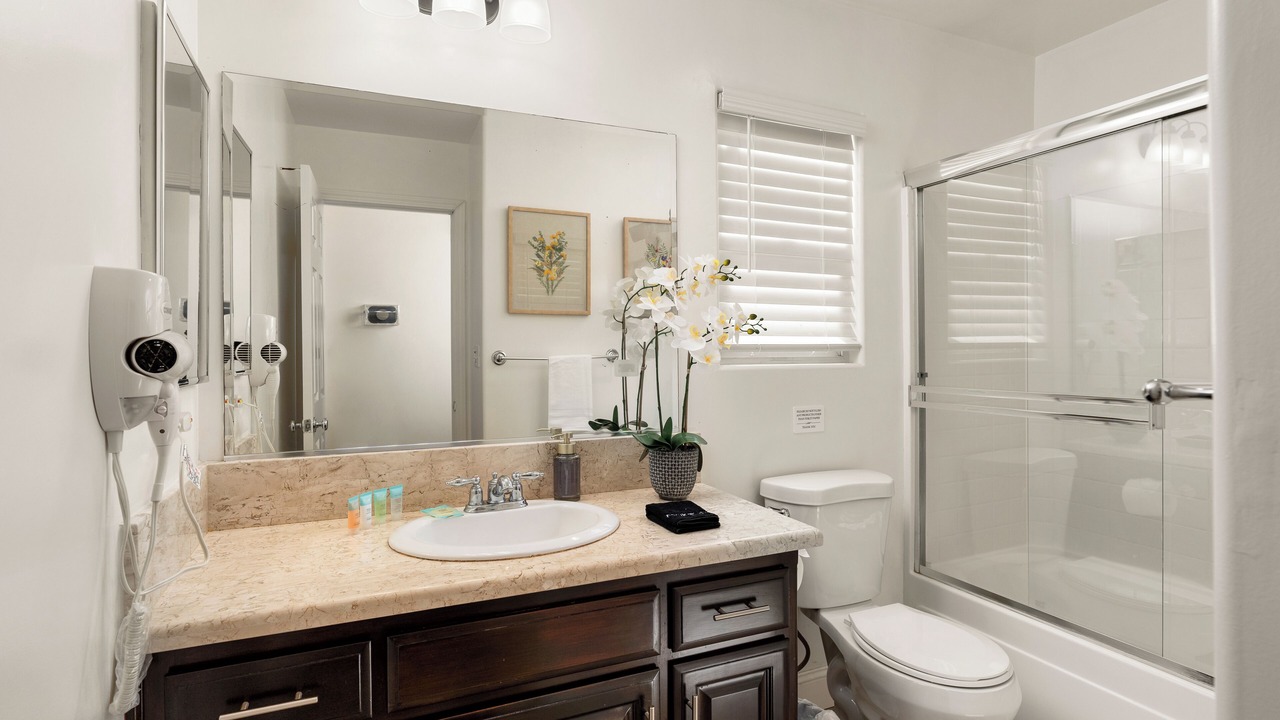 Photo of Bathroom in Pumpkin Center