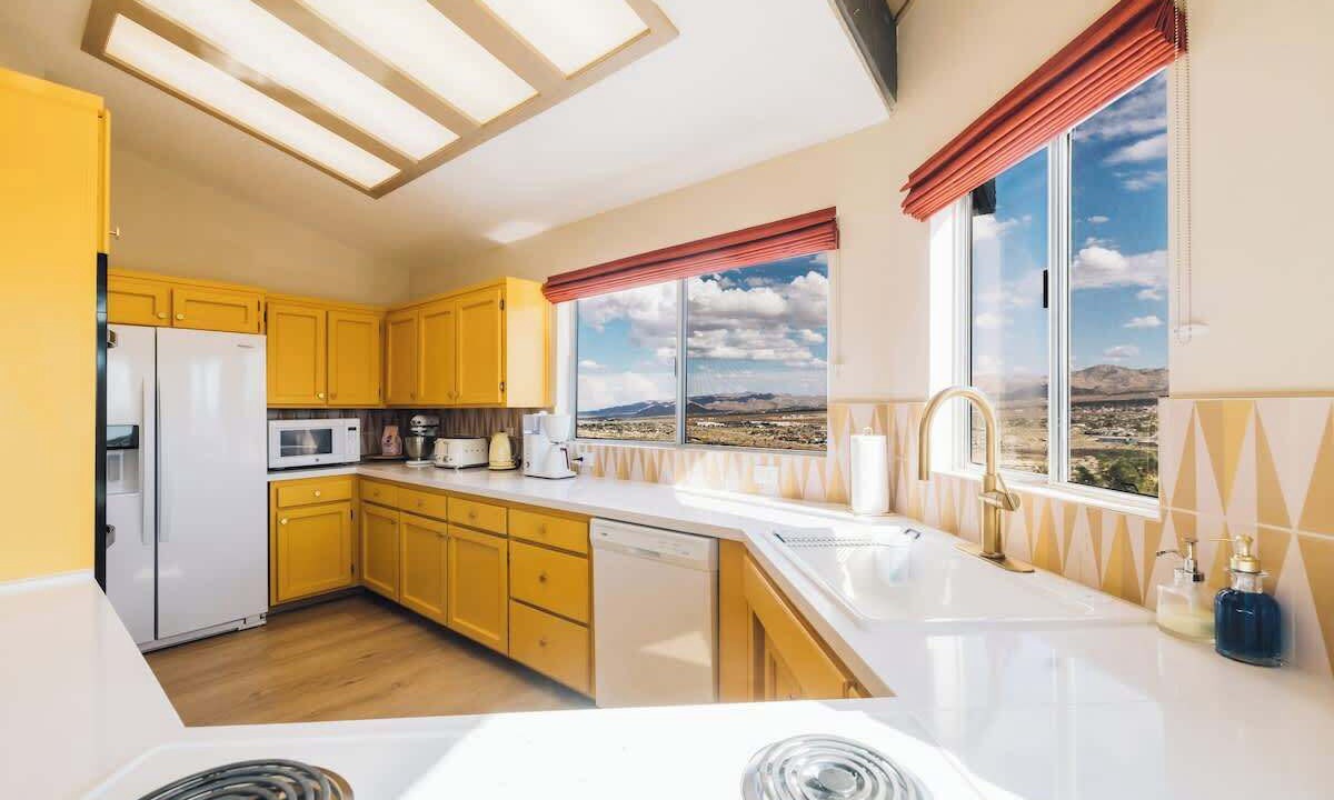 Photo of Kitchen in Yucca Valley