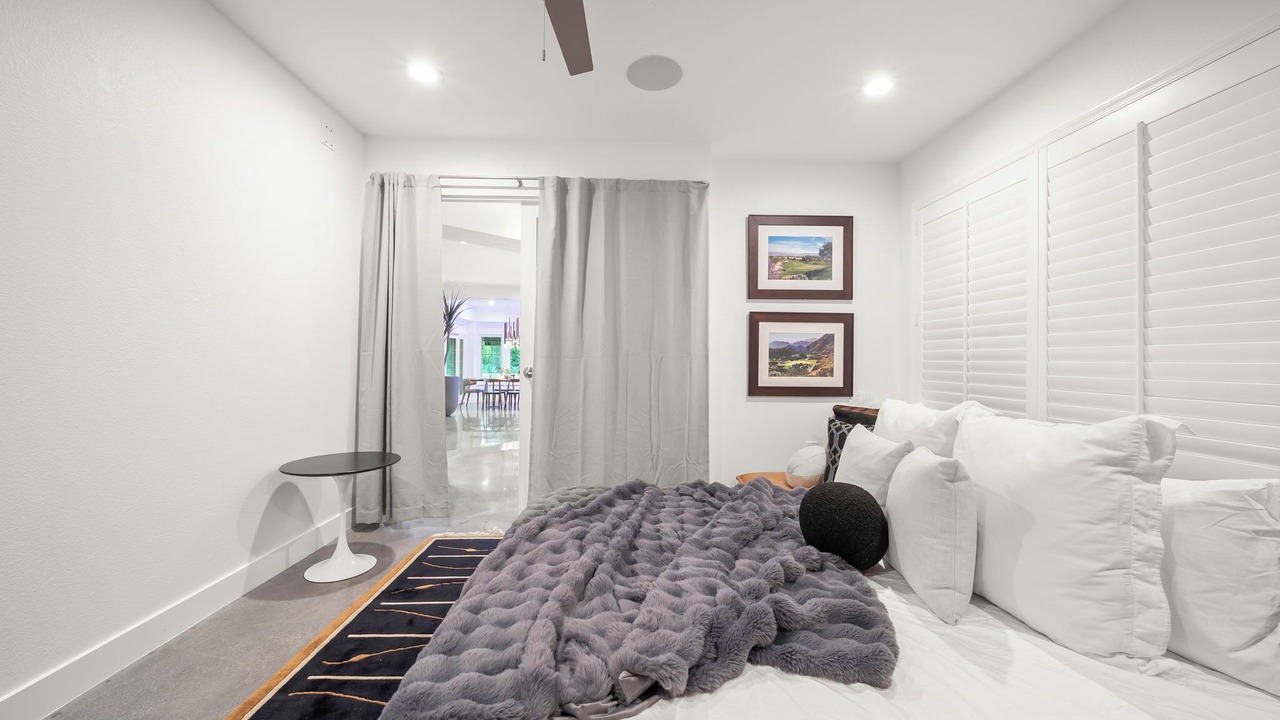 Photo of Bedroom in Araby