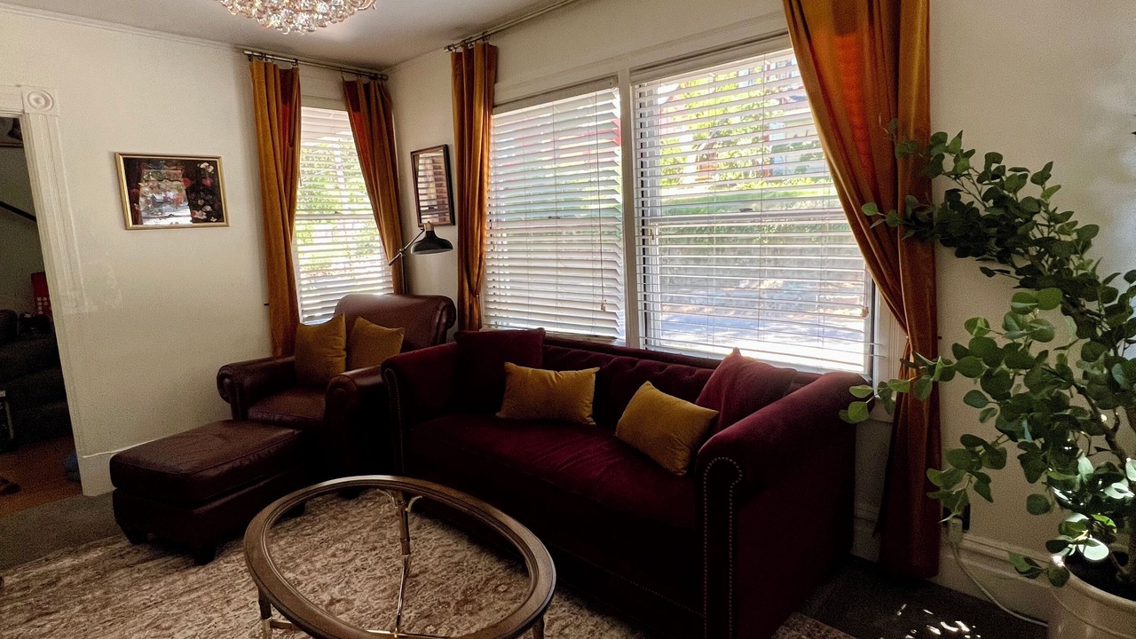 Photo of Livingroom in Nevada City
