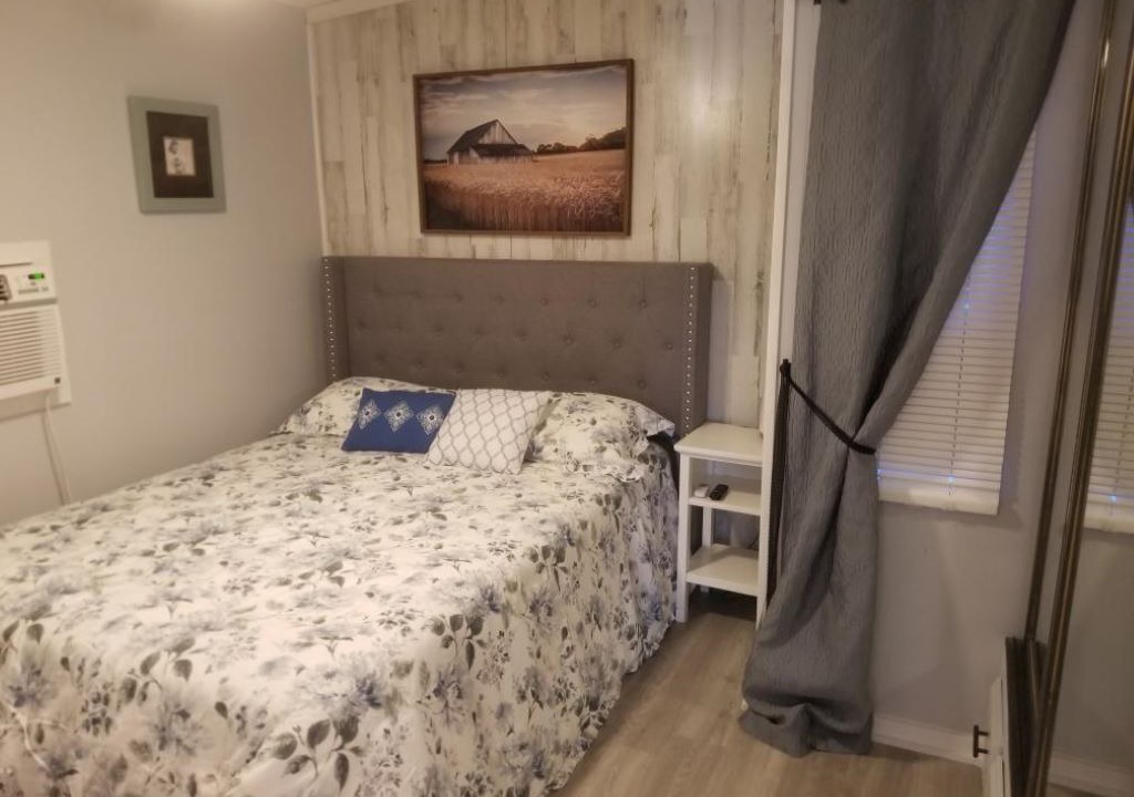 Photo of Bedroom in East Mesa