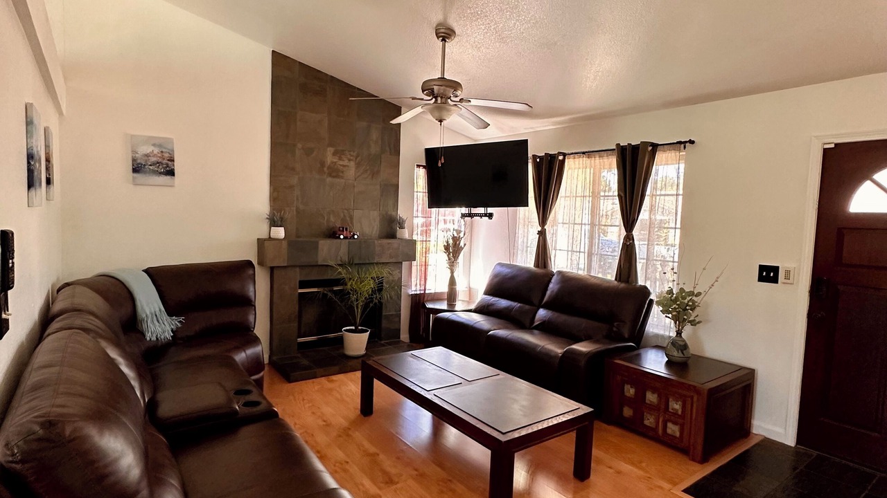 Photo of Livingroom in Yuba City