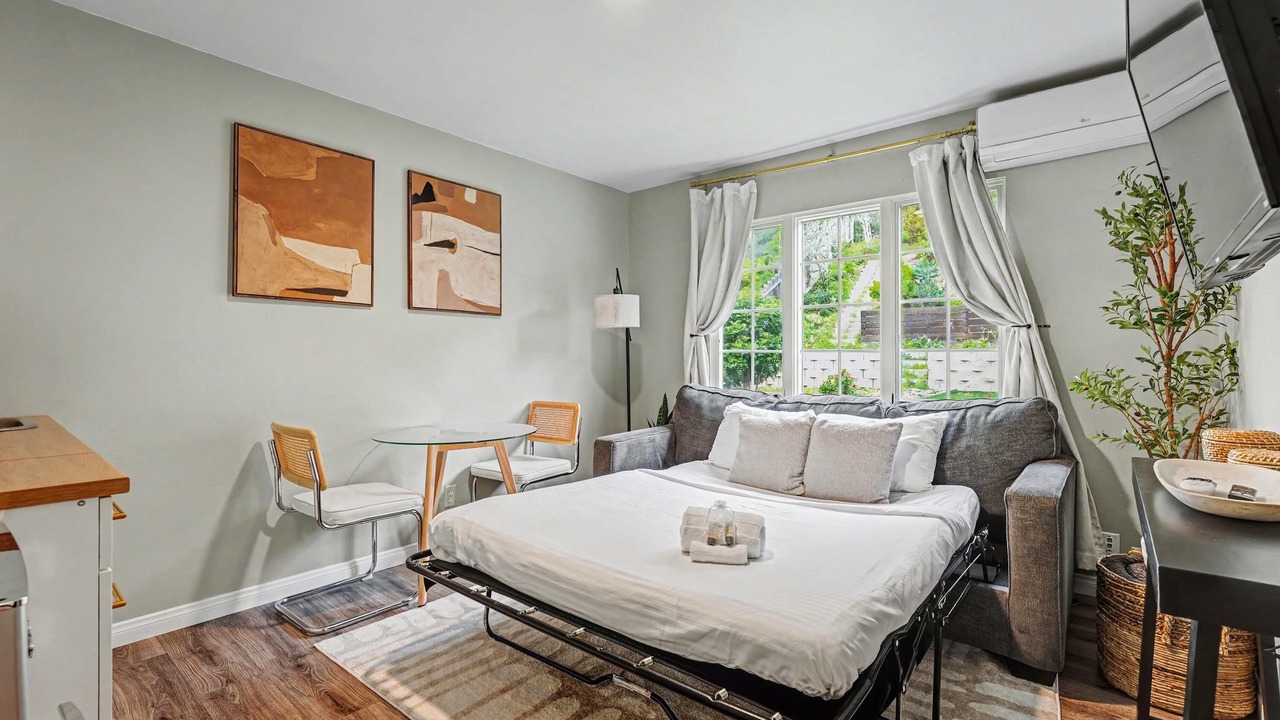 Photo of Bedroom in University City