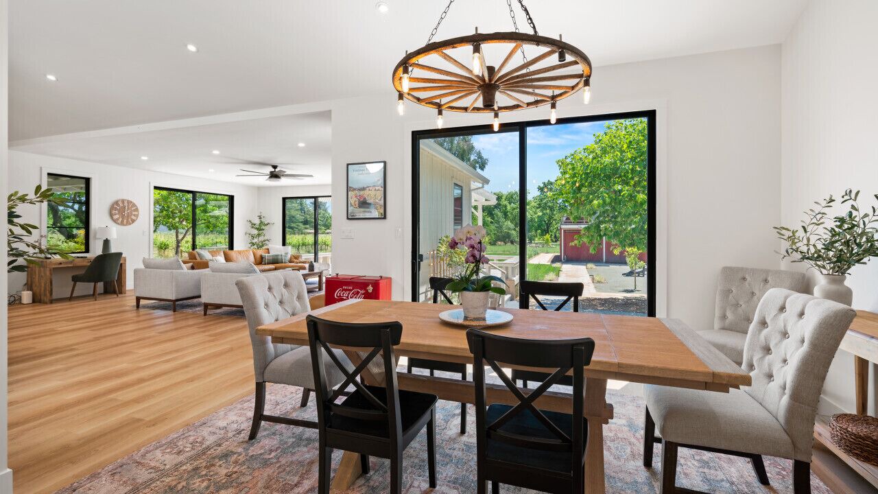 Photo of Livingroom in Sonoma
