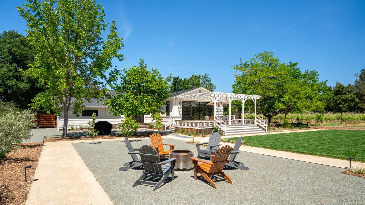 Photo of Others in Sonoma