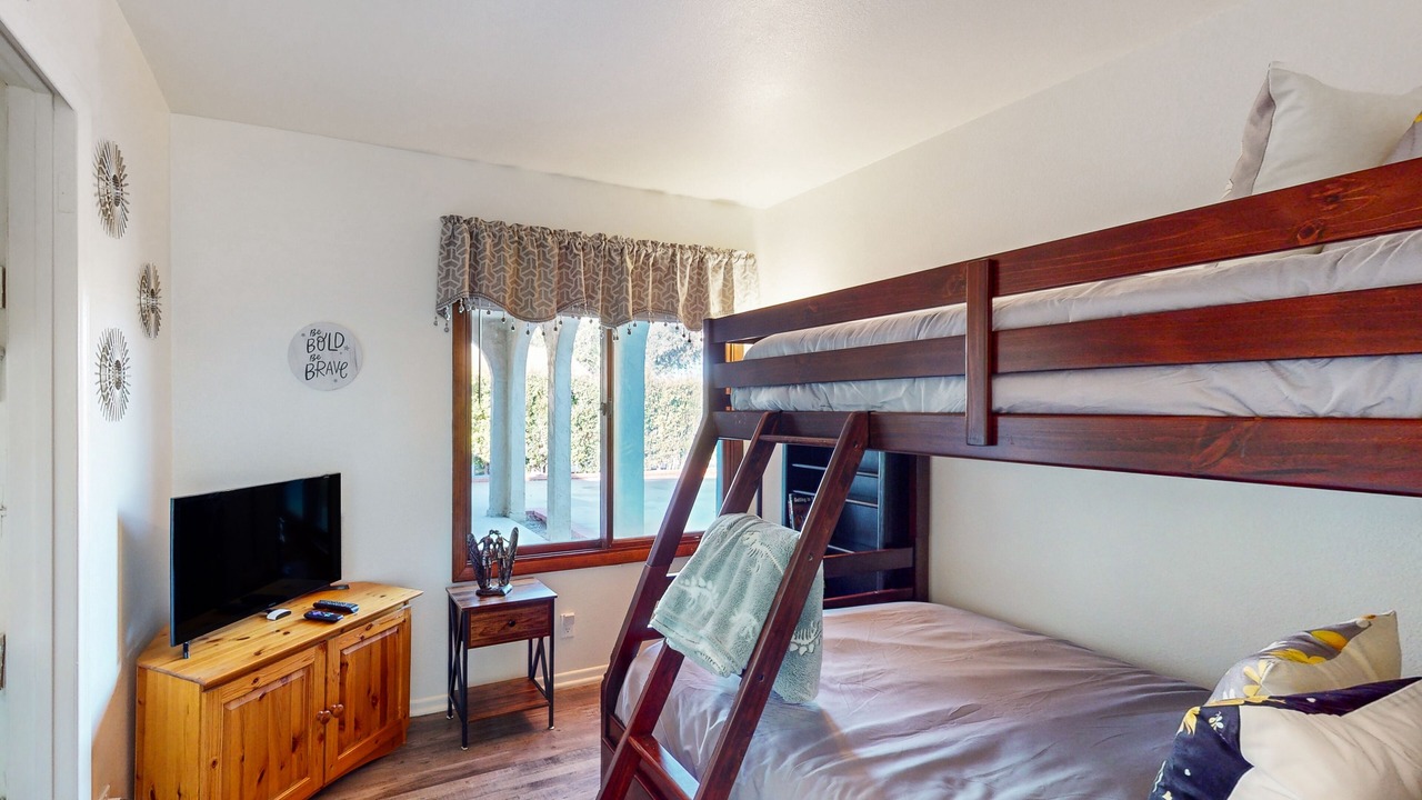 Photo of Bedroom in Ventura