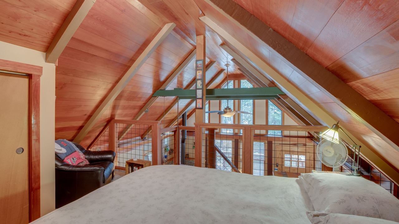 Photo of Bedroom in Tahoma