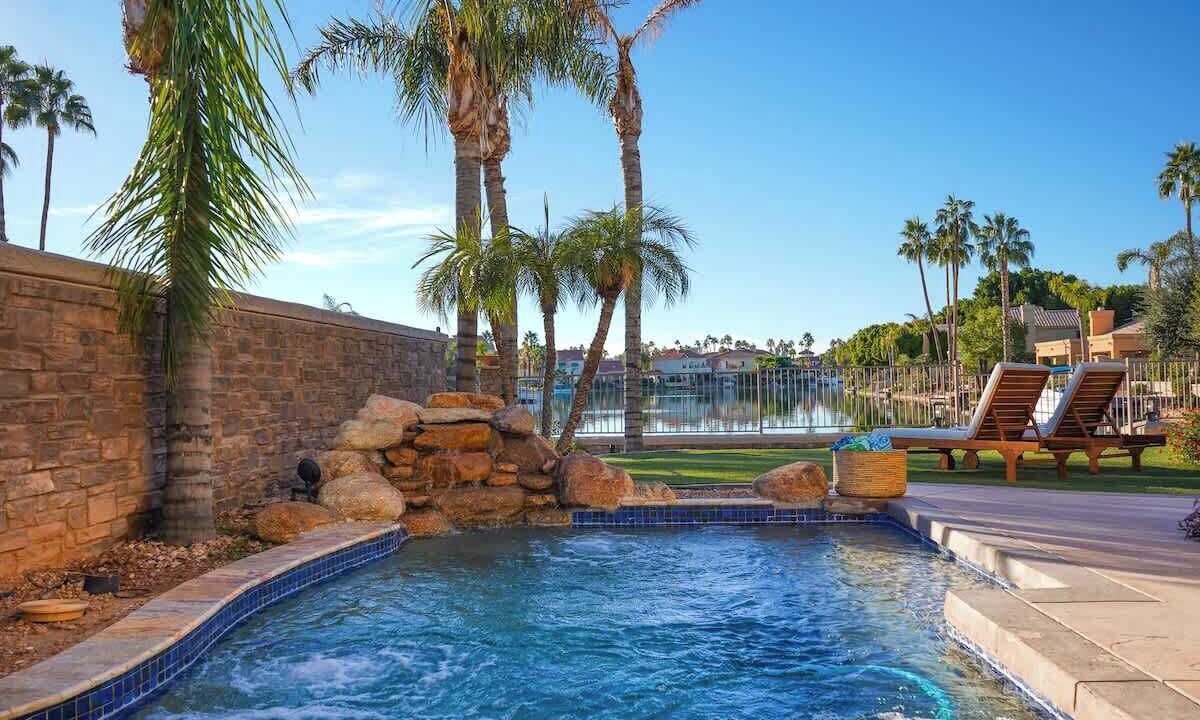 Photo of Outdoor in Crystal Shores