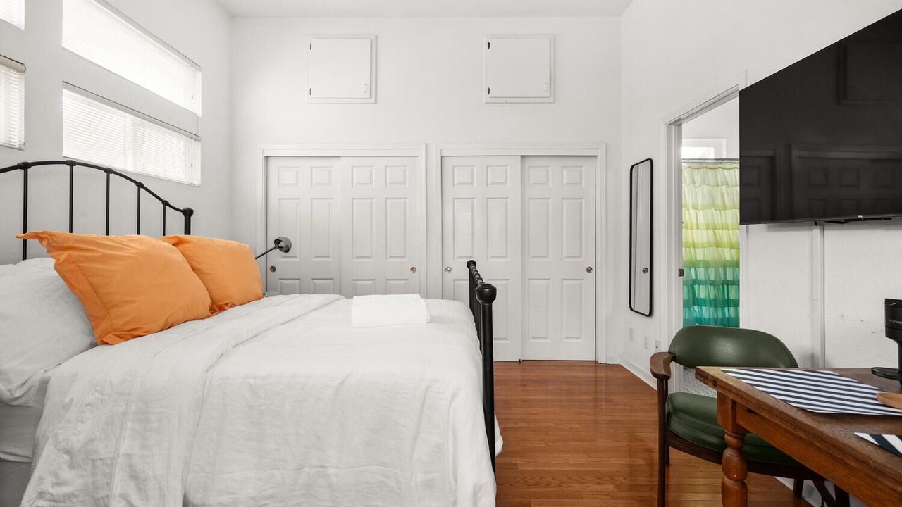 Photo of Bedroom in Chico