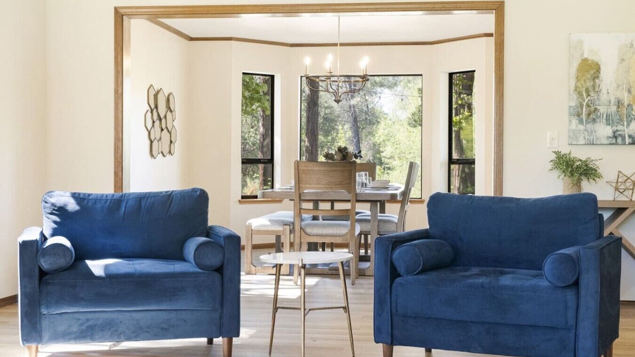 Photo of Livingroom in Chico