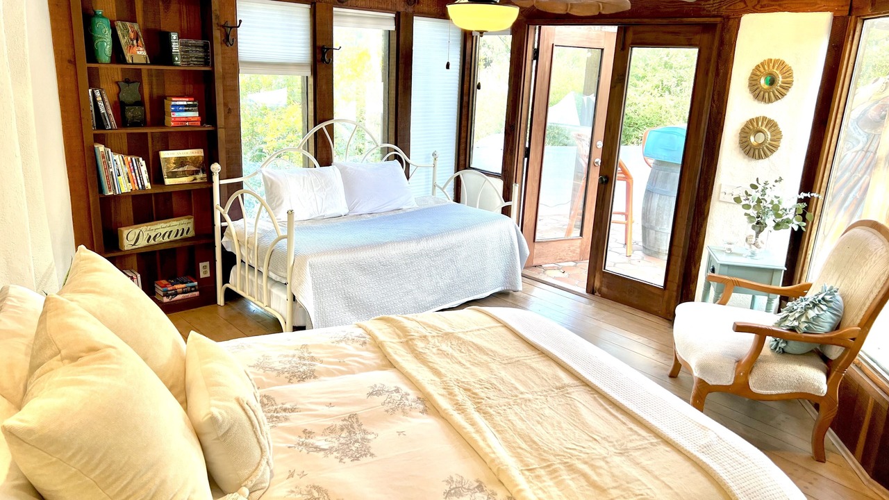 Photo of Bedroom in Carmel Valley