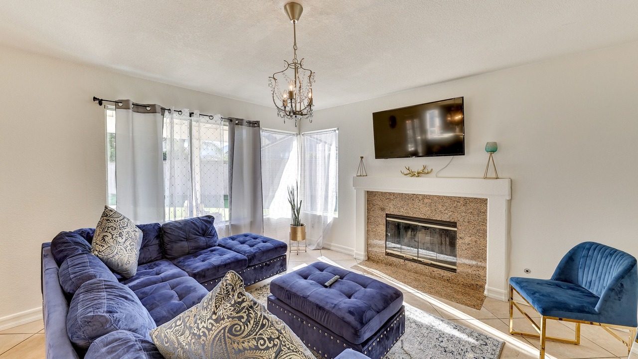 Photo of Bedroom in Lake Elsinore