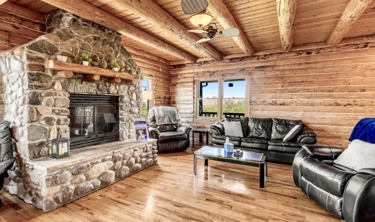 Photo of Livingroom in Prescott